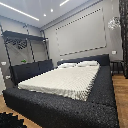 Lux Tirana Appartement Mezez